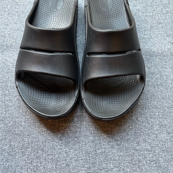 OOFOS OOahh Recovery Slide Men's Black M11 W13 - Picture 2 of 6